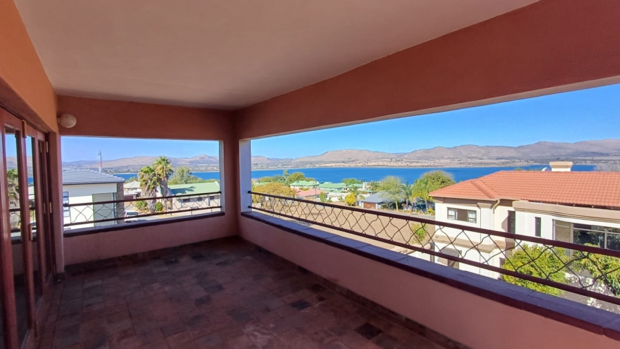 3 Bedroom Property for Sale in Kosmos Ridge North West